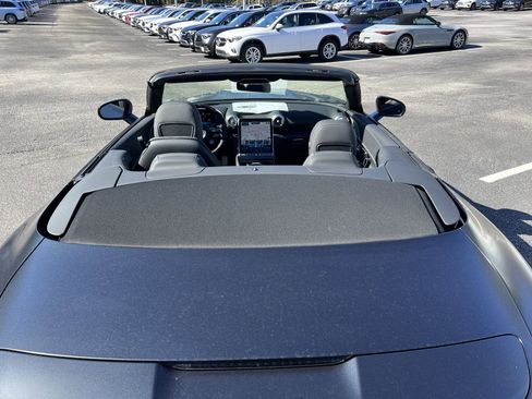 New 2025 Mercedes-Benz SL 63 AMG S e Performance 4MATIC image 15