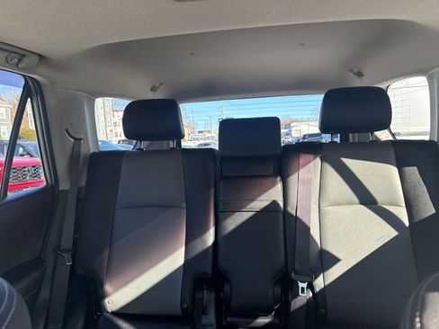 Certified 2020 Toyota 4Runner SR5 Premium w/ Moonroof Package image 23