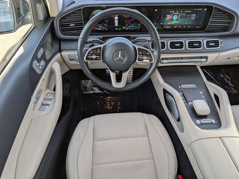 Certified 2022 Mercedes-Benz GLS 450 4MATIC image 26