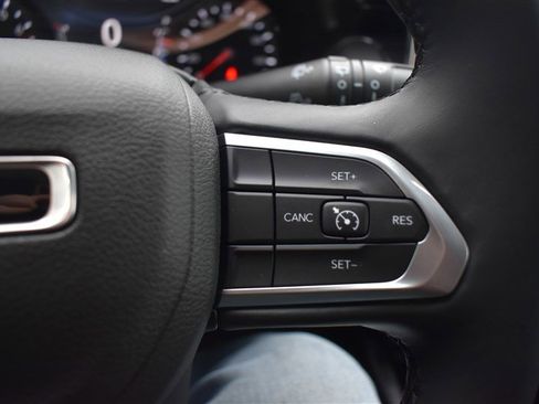 Used 2022 Jeep Compass Latitude w/ Convenience Group image 14