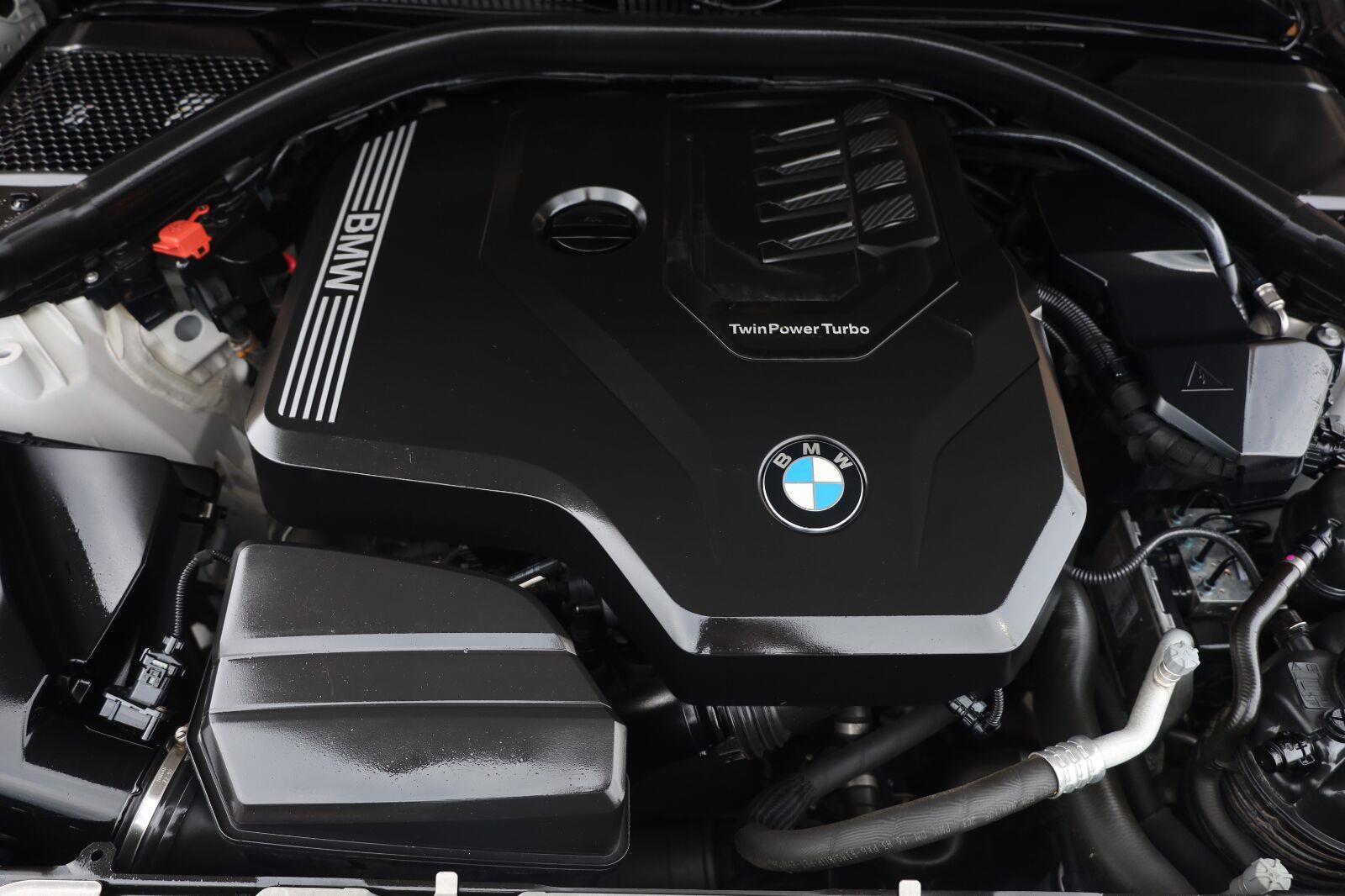 Used 2019 BMW 330i Sedan RWD image 14