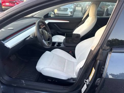 Used 2022 Tesla Model 3 RWD image 6