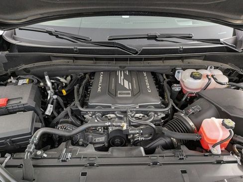 Certified 2025 Cadillac Escalade V w/ LPO, ONYX Package image 38