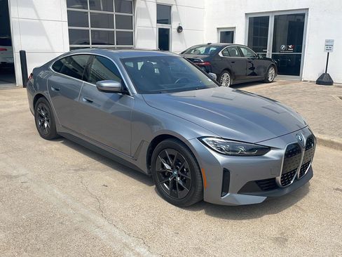 Used 2023 BMW i4 eDrive35 w/ Premium Package RWD image 2