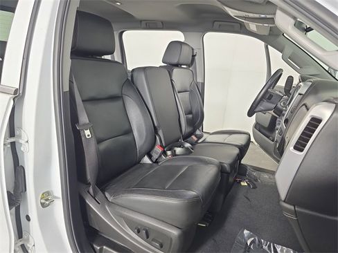 Used 2019 GMC Sierra 3500 SLT image 22