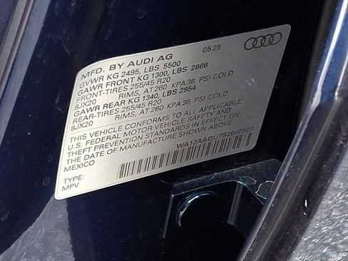 Used 2025 Audi Q5 Premium Plus w/ Premium Plus AWD/4WD image 27