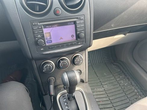 Used 2013 Nissan Rogue SV w/ Premium Pkg image 6