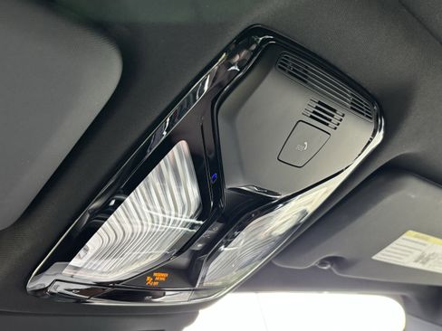 Certified 2025 BMW X5 xDrive40i image 28