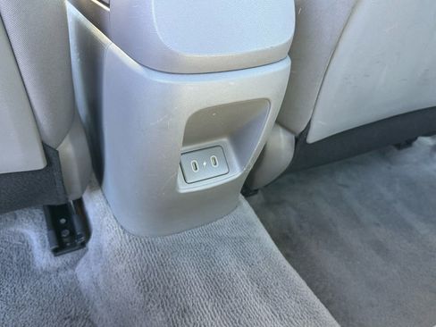 Used 2024 Hyundai Elantra SE image 16