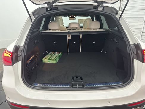 Used 2026 Mercedes-Benz GLC 300 4MATIC image 24