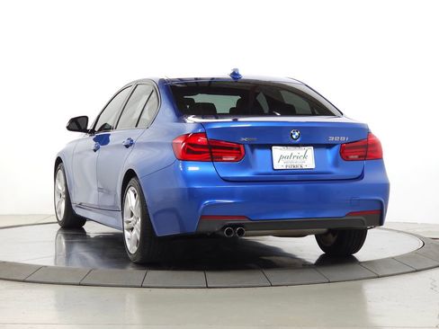 Used 2016 BMW 328i xDrive Sedan AWD/4WD image 7