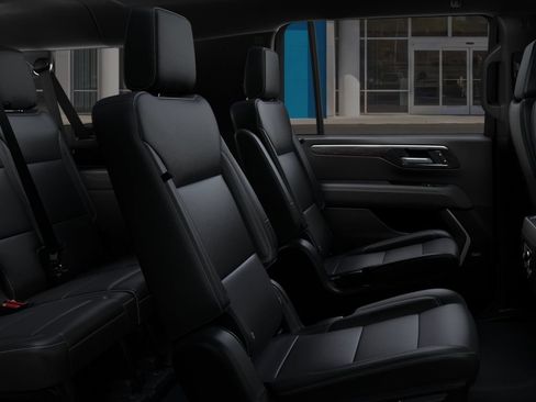 New 2026 Chevrolet Suburban Z71 w/ Comfort Package AWD/4WD image 12