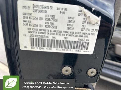 Used 2005 Jeep Liberty Renegade image 11