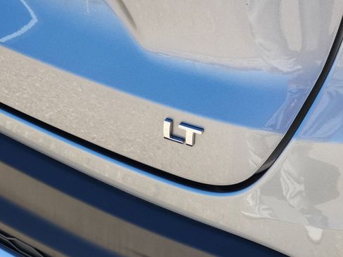 Used 2024 Chevrolet Trax LT FWD image 29
