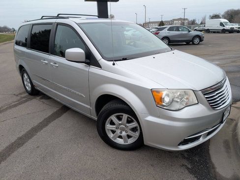 Used 2012 Chrysler Town & Country Touring w/ Entertainment Group #1 image 3