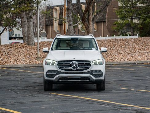 Used 2021 Mercedes-Benz GLE 350 4MATIC image 2