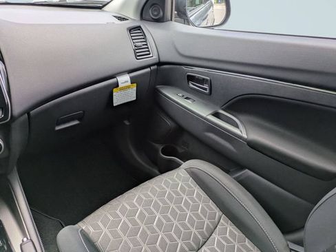 New 2026 Mitsubishi Outlander Sport LE AWD/4WD image 17