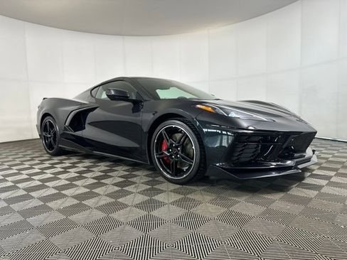 Used 2024 Chevrolet Corvette Stingray w/ Z51 Performance Package image 2