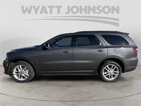 Used 2024 Dodge Durango GT image 2