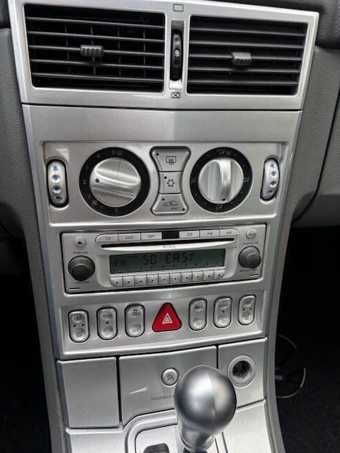 Used 2005 Chrysler Crossfire Limited RWD image 6