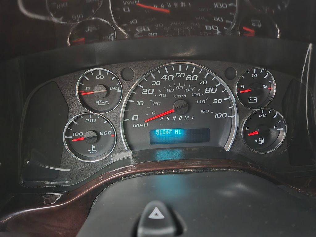 Used 2021 Chevrolet Express 2500 w/ Enhanced Convenience Package RWD image 18
