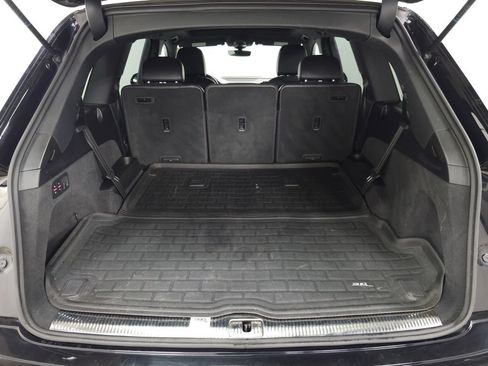 Used 2017 Audi Q7 3.0T Prestige w/ Prestige Package AWD/4WD image 8
