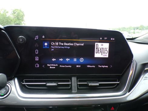 Used 2025 Chevrolet Trax ACTIV w/ Driver Confidence Package FWD image 25