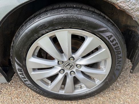 Used 2012 Honda Accord EX image 16