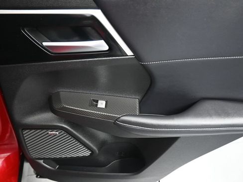 Used 2025 Mitsubishi Outlander AWD image 44