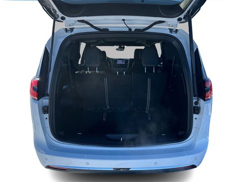 New 2025 Chrysler Pacifica Select image 13