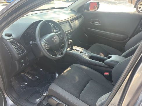Used 2019 Honda HR-V EX image 11