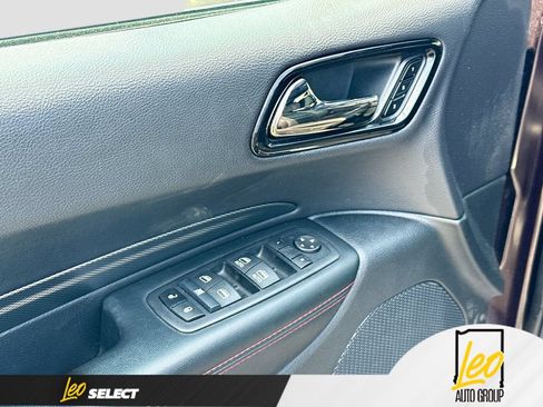 Used 2025 Dodge Durango GT AWD/4WD image 21