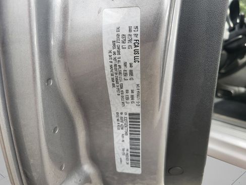 Used 2019 FIAT 500 e image 56