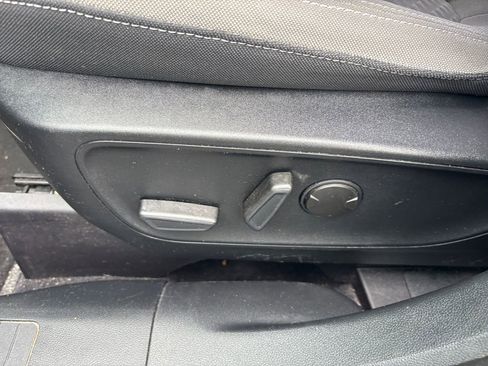 Used 2020 Ford Escape SE AWD/4WD image 13