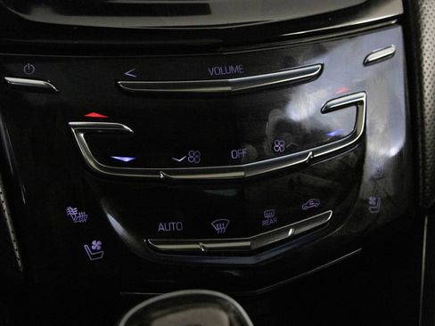 Used 2014 Cadillac XTS Platinum image 23