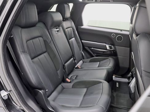 Used 2022 Land Rover Range Rover Sport HST image 29