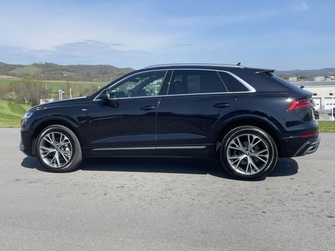 Used 2021 Audi Q8 Premium Plus w/ Premium Plus Package AWD/4WD image 7