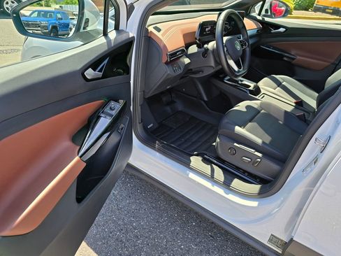 Used 2021 Volkswagen ID.4 Pro S AWD/4WD image 23