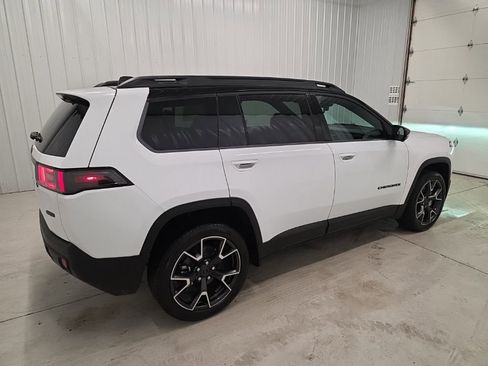 New 2026 Jeep Cherokee Overland w/ Trailer Tow Group AWD/4WD image 6