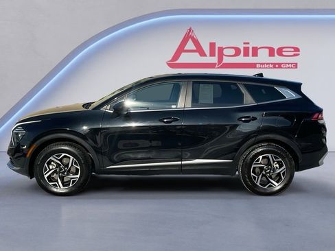Used 2024 Kia Sportage LX AWD/4WD image 2
