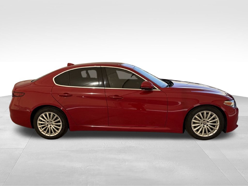 Used 2021 Alfa Romeo Giulia Sprint w/ Active Assist 1 Package RWD image 8