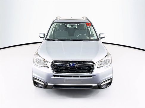 Used 2017 Subaru Forester 2.5i Premium AWD/4WD image 13