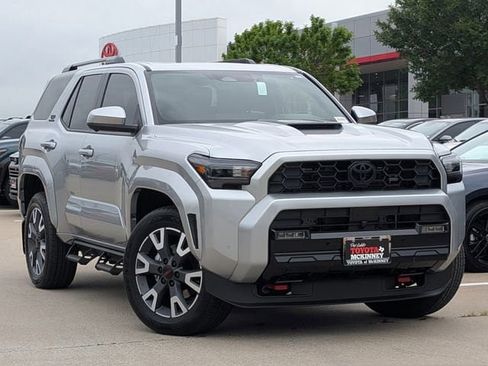 New 2026 Toyota 4Runner TRD Sport Premium RWD image 2