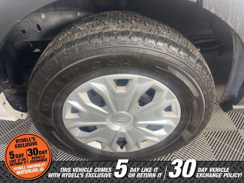 Used 2023 Ford Transit 350 XLT image 11