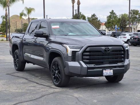 Used 2025 Toyota Tundra Limited image 3