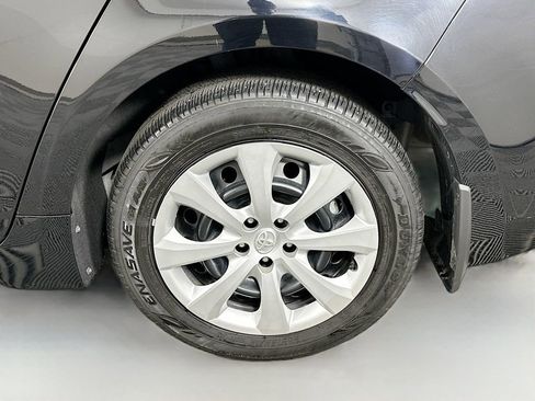 Used 2024 Toyota Corolla LE image 29