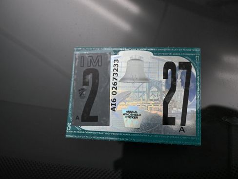 Used 2021 Volkswagen ID.4 Pro w/ ID.4 Protection Package image 9