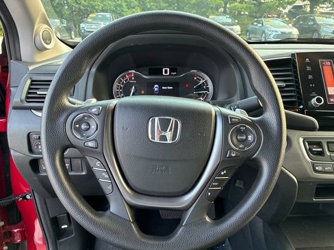Used 2023 Honda Ridgeline Sport image 12