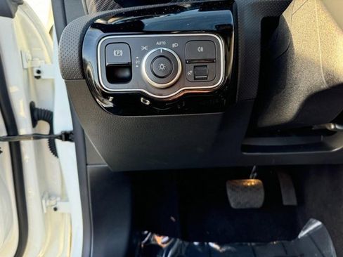 Certified 2025 Mercedes-Benz CLA 250 4MATIC image 30