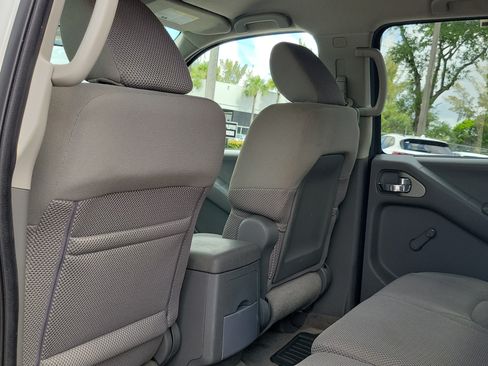 Used 2012 Nissan Frontier S RWD image 12